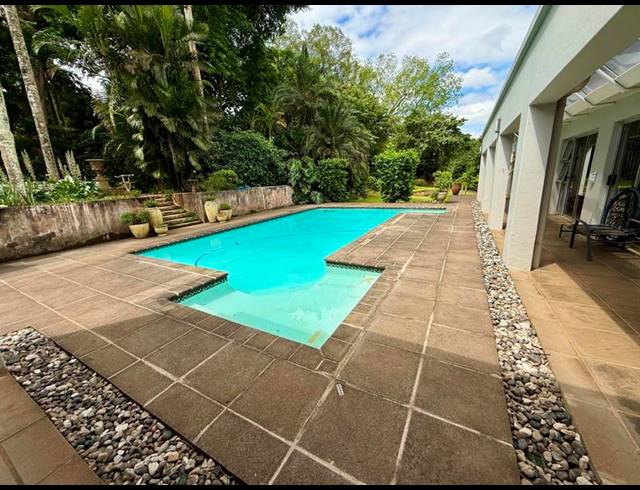 5 BEDROOM HOUSE FOR SALE IN FERNCLIFFE